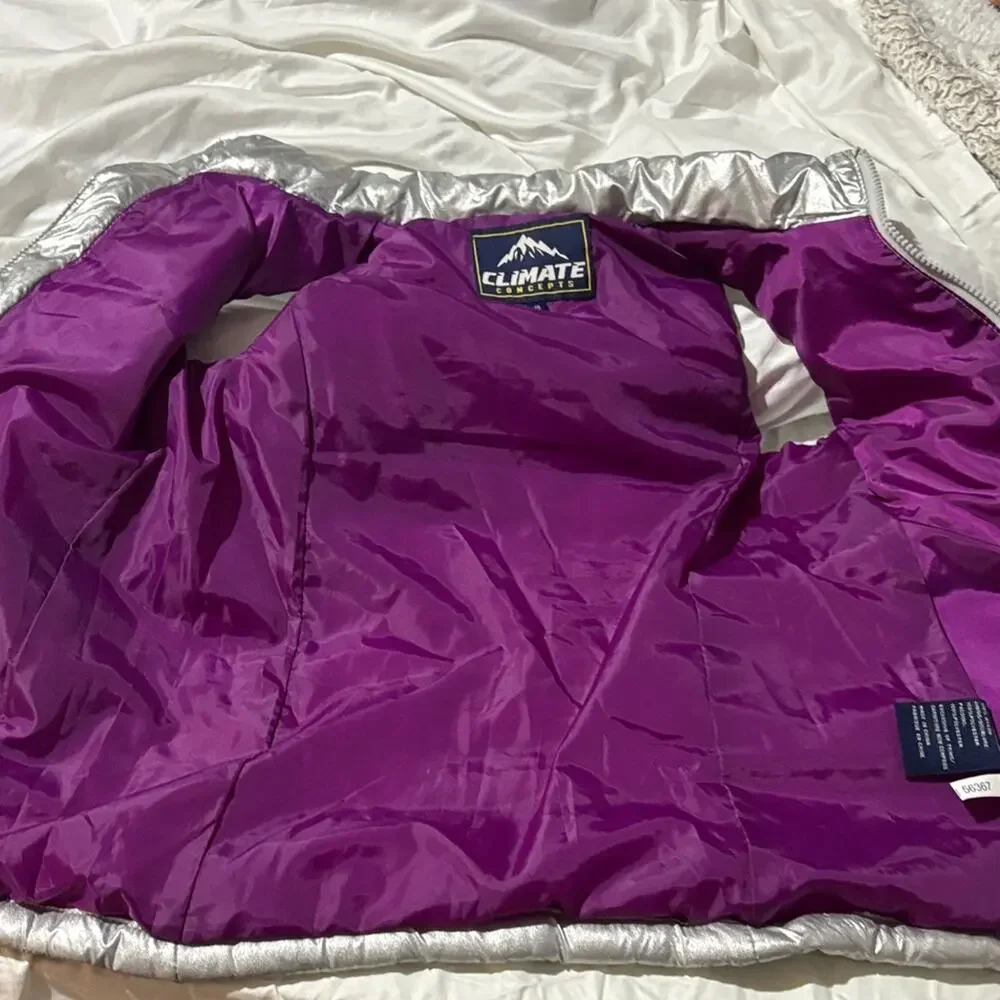 Climate Concepts xs 4/5 Silver Puffer Vest purple lining pockets worn once euc